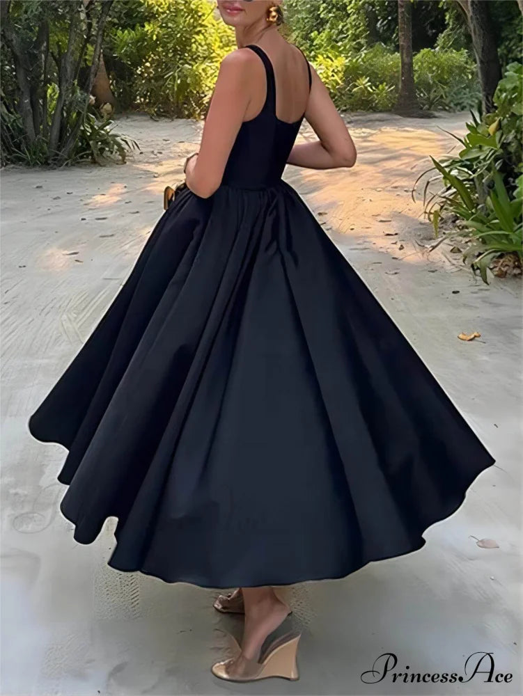 Elegant Off-Shoulder Strapless Midi Dress
