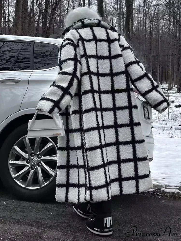 Checkered Button Graceful Sherpa Jacket