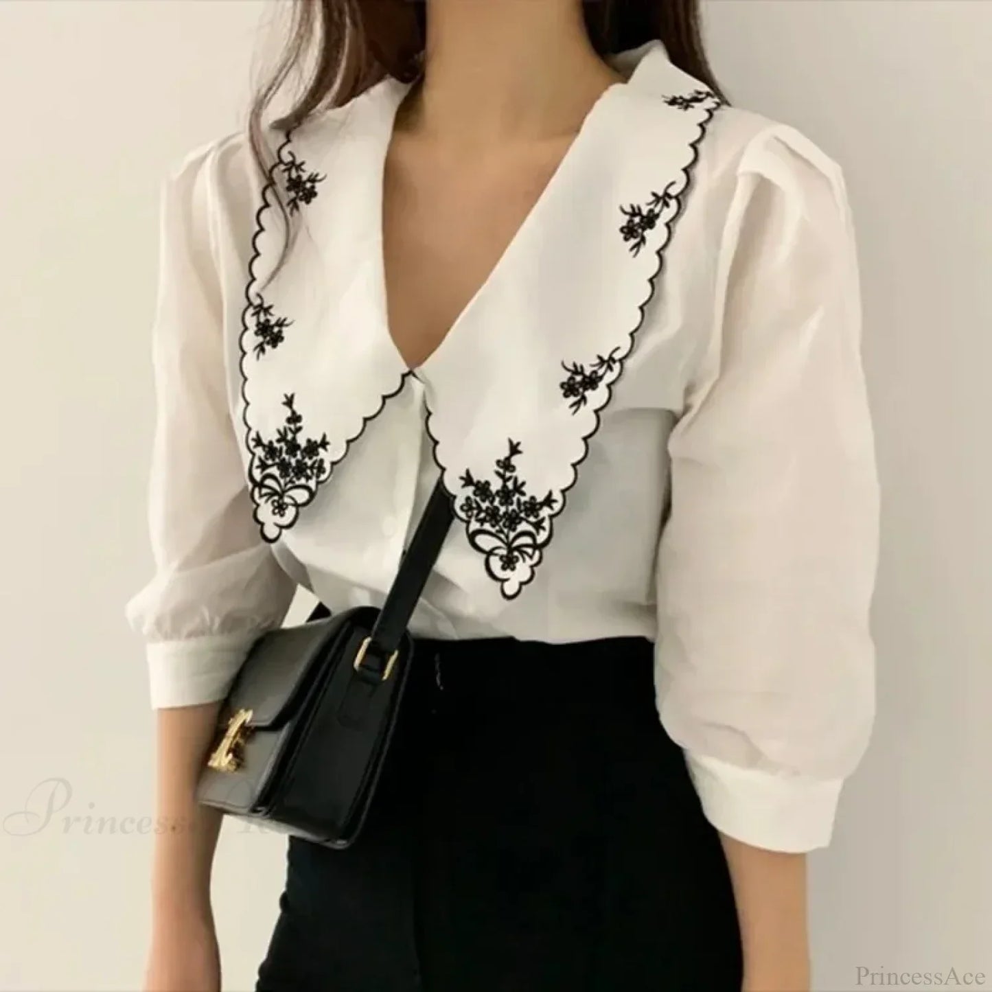 Floral Embroidery Half Sleeve White Vintage Blouse