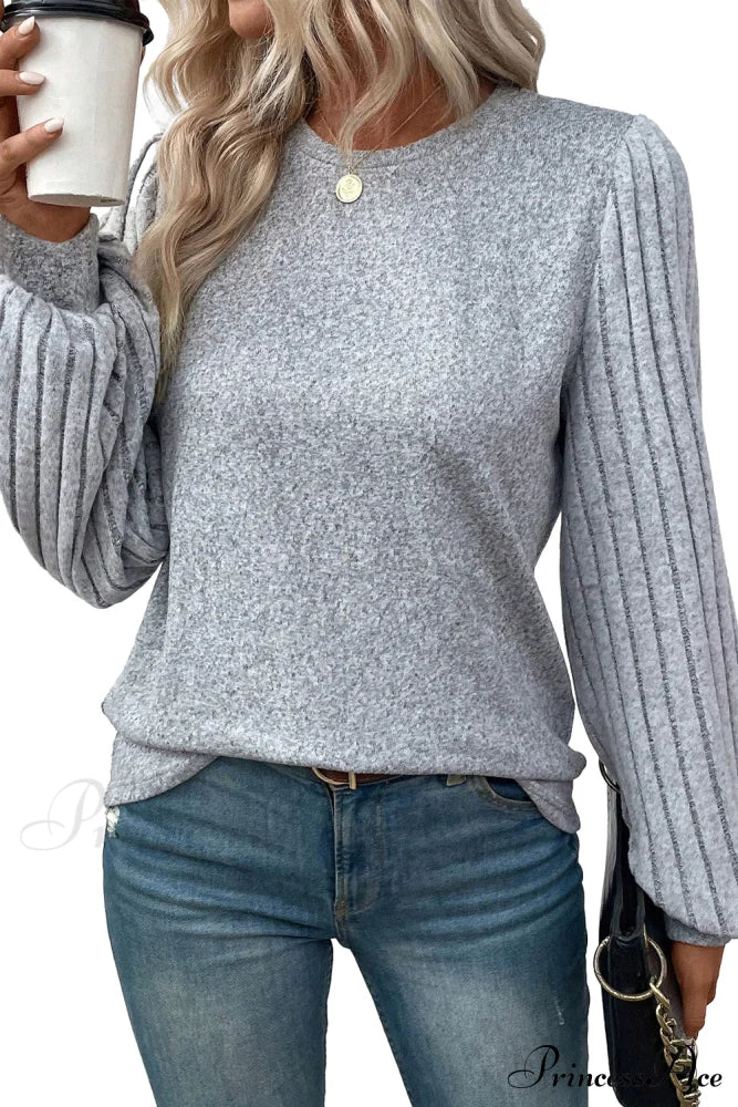 Gray Ribbed Bishop Arm Top with Contrast