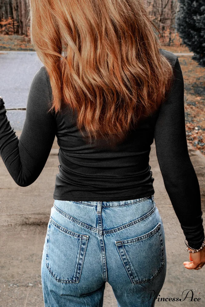Neck Top Round Arm Long with Cutout