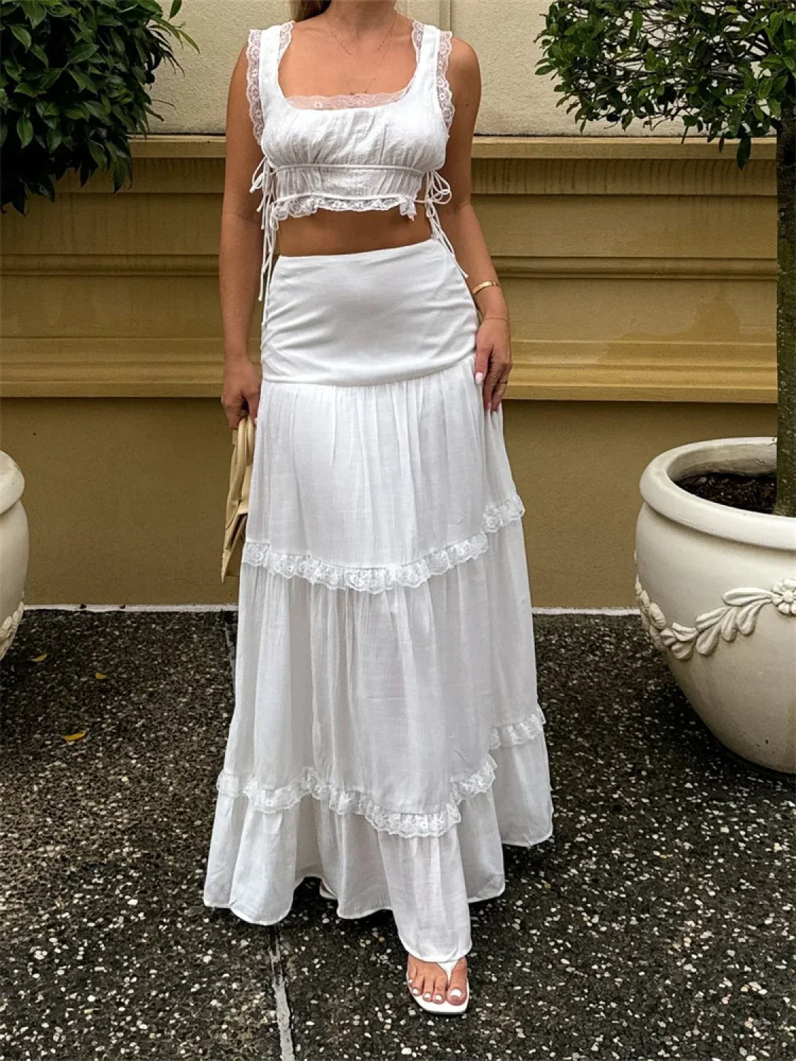 Retro Lace Trim Sleeveless Square Neck Tank Crop Top with Long Skirt Set